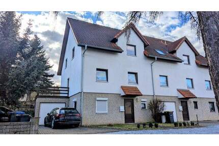 Familienfreundliche Doppelhaushälfte mit großem Garten in Heidenau-Gommern