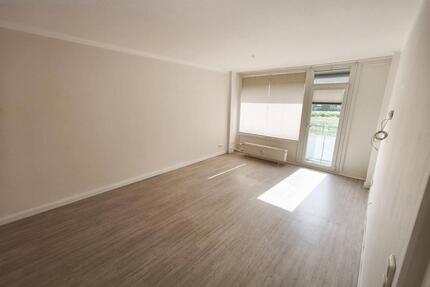 Uerdingen - 2,5 Zimmerwohnung - 79 qm - Aufzug - Krefeld Gartenstadt