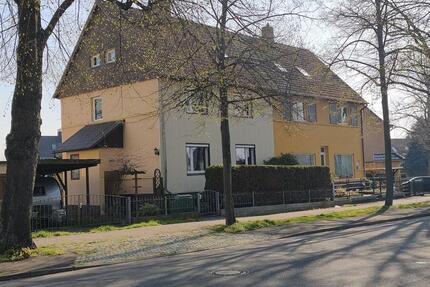 Gelegenheit in TOP-Lage, Einfamilienhaus im Hopfengarten mit Garage und großem Grundstück - Magdeburg