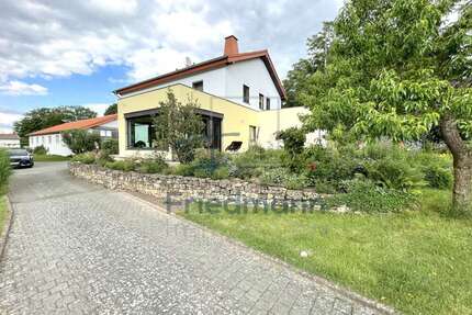 Haus zum Kaufen in Niederweis 1.350.000,00 € 256 m²