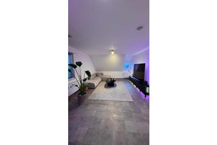 2,5-Zimmer-Dachgeschosswohnung in Plochingen, ab Mai