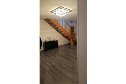 Schöne Masiotten wohnung - 1.200,00&nbsp;EUR Kaltmiete, ca.&nbsp; 180,00&nbsp;m&sup2; in Schortens (PLZ: 26419)