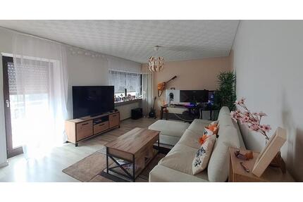 charmante 2-Zimmer-Wohnung mit Garage - Heusweiler