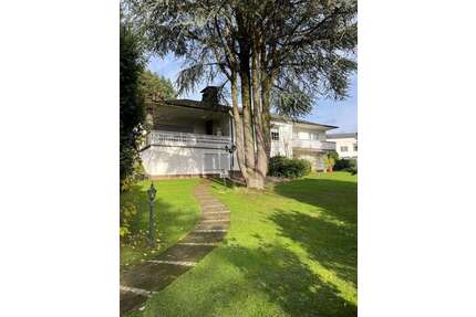 Haus zum Kaufen in Wallenborn 469.000,00 € 270 m²