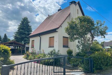 Idyllisch wohnen in Toplage - 160.000,00&nbsp;EUR Kaufpreis, ca.&nbsp; 120,00&nbsp;m&sup2; in Nobitz (PLZ: 04603)