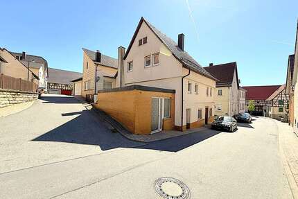 Haus zum Kaufen in Hüffenhardt 398.000,00 € 144 m²