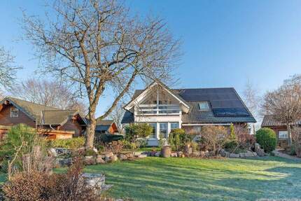 Idylle am Passader See - 745.000,00&nbsp;EUR Kaufpreis, ca.&nbsp; 208,00&nbsp;m&sup2;&nbsp;Wohnfl&auml;che in Passade (PLZ: 24253)