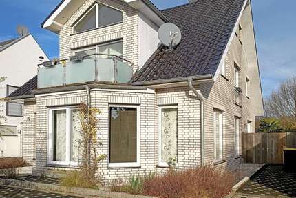 Haus zum Kaufen in Mönchengladbach 799.000,00 € 175.49 m²