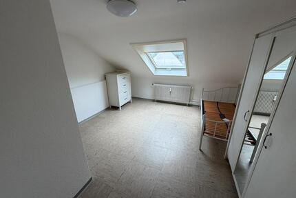 1 Zimmer Appartement im Dachgeschoss frisch renoviert, top Lage! - Mainz Neustadt