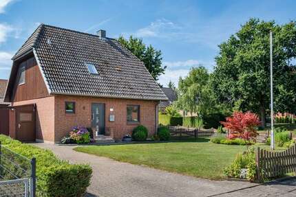 Haus zum Kaufen in Damp 350.000,00 € 102.09 m²