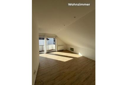 3 Zimmer DG-Wohnung in einem Einfamilienhaus in Erolzheim