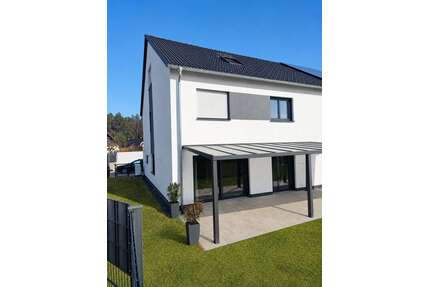 Haus zum Kaufen in Röthenbach 879.000,00 € 180 m²