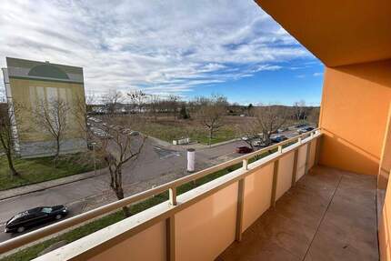 Moderne 2-Zimmer-Wohnung mit Balkon sucht Nachmieter! - Magdeburg Sudenburg