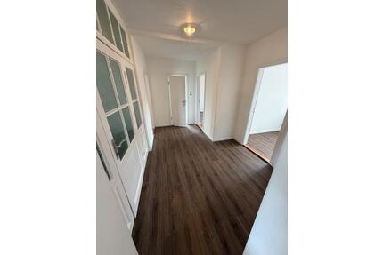 Frisch sanierte Etagenwohnung im Landhausstil - Hohenlockstedt