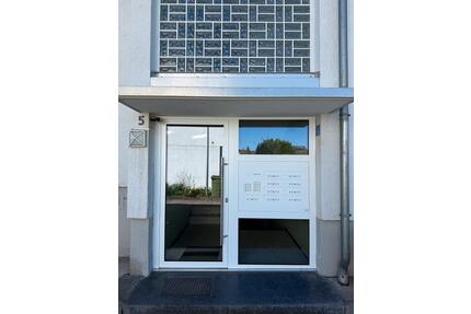 Drei Zimmer Wohnung - 220.000,00&nbsp;EUR Kaufpreis, ca.&nbsp; 67,00&nbsp;m&sup2; in Friolzheim (PLZ: 71292)
