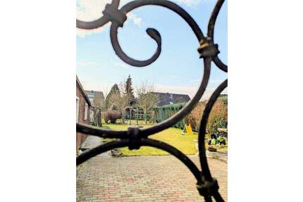 Oberstadt Kleve- Einfamilienhaus mit Garage und Garten
