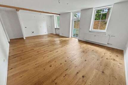 Wohnung zum Kaufen in Treuchtlingen 315.000,00 € 110.8 m²
