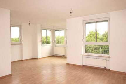 Wohnung zum Kaufen in Rackwitz 106.000,00 € 53 m²