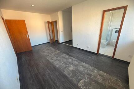 2 Raum Wohnung - 310,00&nbsp;EUR Kaltmiete, ca.&nbsp; 56,00&nbsp;m&sup2; in Allstedt (PLZ: 06542)