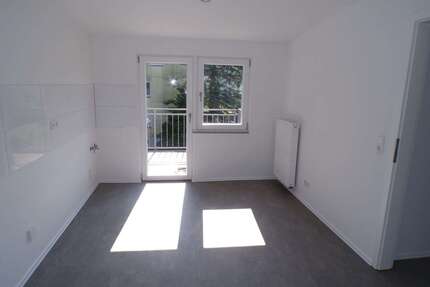 Wohnung zum Mieten in Remscheid 286,85 € 52.25 m²