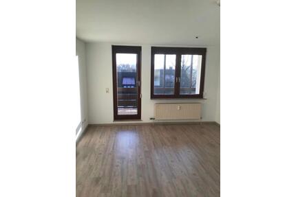 Schöne 4-Zimmer-Wohnung auf den Reutenen mit Balkon2.OG mit 89 qm - Heidenheim an der Brenz