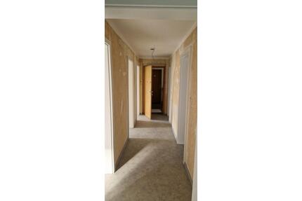 gemütliche 4 Raum-Wohnung im Erdgeschoss - Roßleben-Wiehe