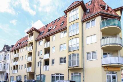 Eigentumswohnung mit Tiefgaragenstellplatz und Loggia im beliebten Stadtfeld Ost - Magdeburg