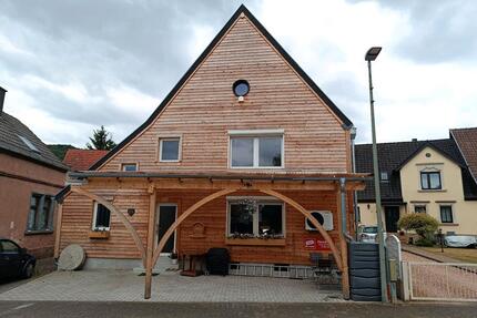 Doppelhaushälfte zum Mieten - 1.200,00&nbsp;EUR Kaltmiete, ca.&nbsp; 80,00&nbsp;m&sup2; in Bruchmühlbach-Miesau (PLZ: 66892)