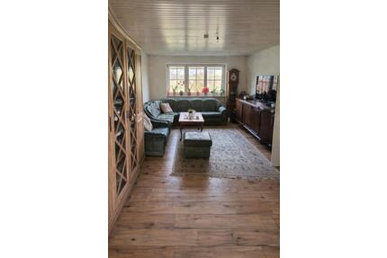 Helle 92 m² Wohnung über zwei Etagen mit eigenem Eingang & Garten - Ampfing