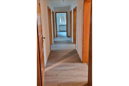 Große Doppelhaushälfte Haus zwischen Regen Zwiesel zu verkaufen