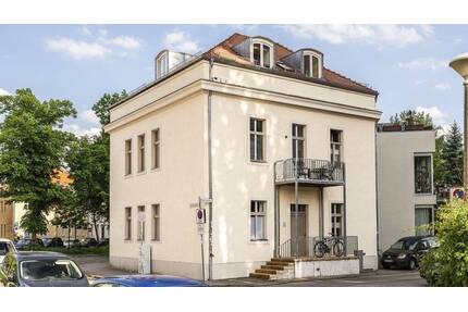 Historischer Charme trifft modernen Wohnkomfort - Attraktive 3-Zimmer-Wohnung mit Balkon an der Havelbucht - Potsdam Nördliche Innenstadt