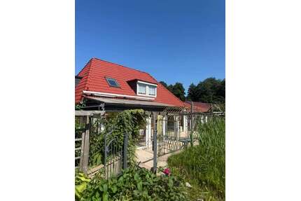 Haus zum Kaufen in Peine 265.000,00 € 244 m²