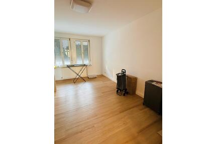 3-Zimmer Wohnung nahe Sanderring｜kurzfristig verfügbar - Würzburg Sanderau