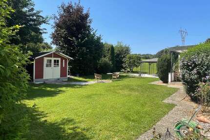 Haus zum Kaufen in Adelsried 549.000,00 € 172 m²