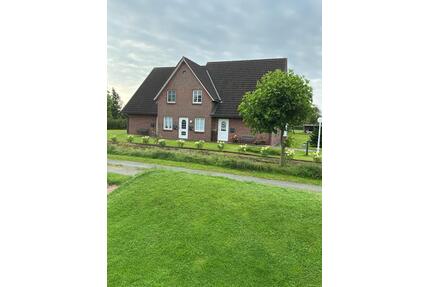 Mietwohnung - 1.000,00&nbsp;EUR Kaltmiete, ca.&nbsp; 86,00&nbsp;m&sup2; in Bordelum (PLZ: 25852)