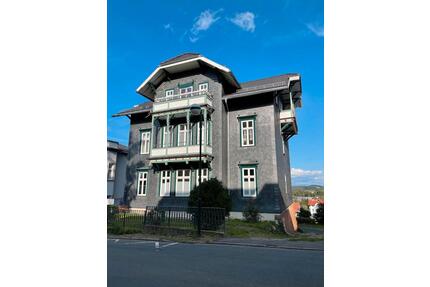 2-Raum Wohnung mit Balkon in Bestlage - Friedrichroda