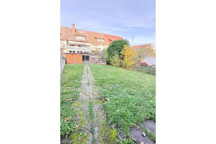 BEZUGSFREIES MEHRFAMILIENHAUS mit Garten, Garage und PKW-Stellpatz - Ettlingen