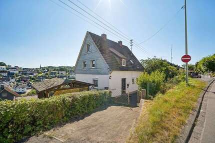 Haus zum Kaufen in Wilnsdorf 165.000,00 € 113 m²