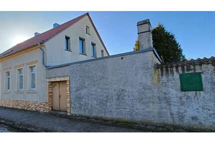 Haus zum Kaufen in Schneidlingen 59.000,00 € 100 m²