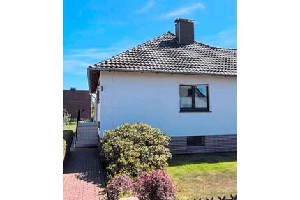 EinfamilienhausEckbungalow in Katlenburg 127m2 Wohnfläche - Katlenburg-Lindau