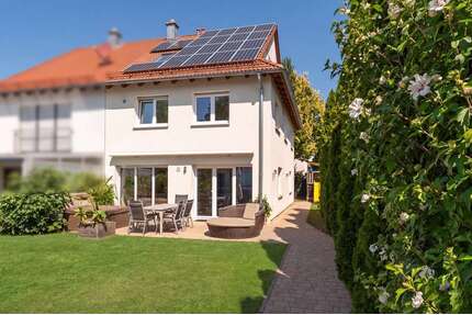 Haus zum Kaufen in Feucht 749.000,00 € 160 m²