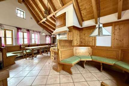 Haus zum Kaufen in Güntersleben 199.000,00 € 63.59 m²