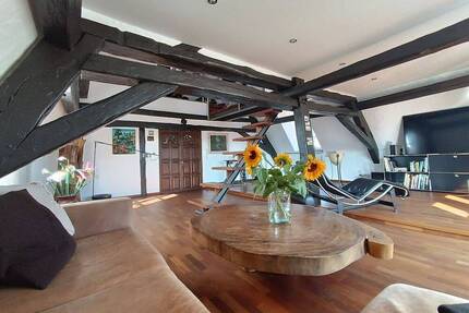 Rarität mit einzigartigem Wohnambiente! - Babenhausen