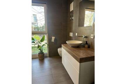 Stilvolle Erdgeschosswohnung mit Hobbyraum - München Feldmoching-Hasenbergl