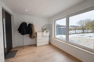 MODERNES ZUHAUSE IN GEPFLEGTEM ZUSTAND - Bilshausen