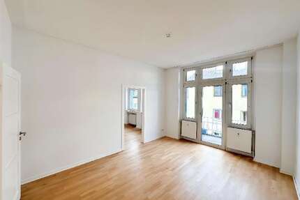 Wohnung zum Mieten in Krefeld 650,00 € 77 m²