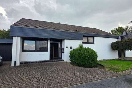Haus zum Mieten in Straelen 1.900,00 € 160.62 m²
