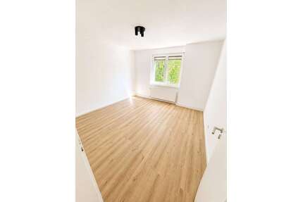 Wohnung zum Kaufen in Wiesbaden 339.000,00 € 70.54 m²