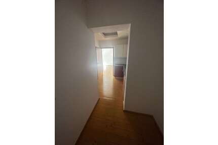 Wohnung zum Mieten in Halle (Saale) 347,00 € 49 m²