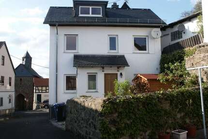 Haus zum Kaufen in Biebertal 179.000,00 € 67 m²